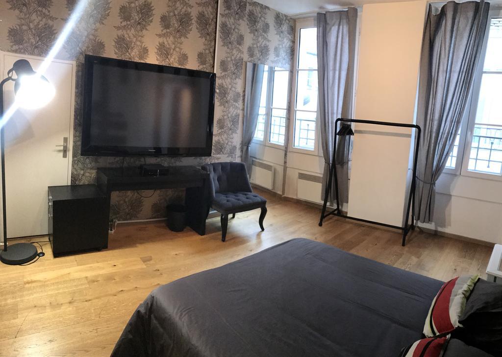 Atypique Apartment - Saint-Germain Des Pres Paris Exterior photo